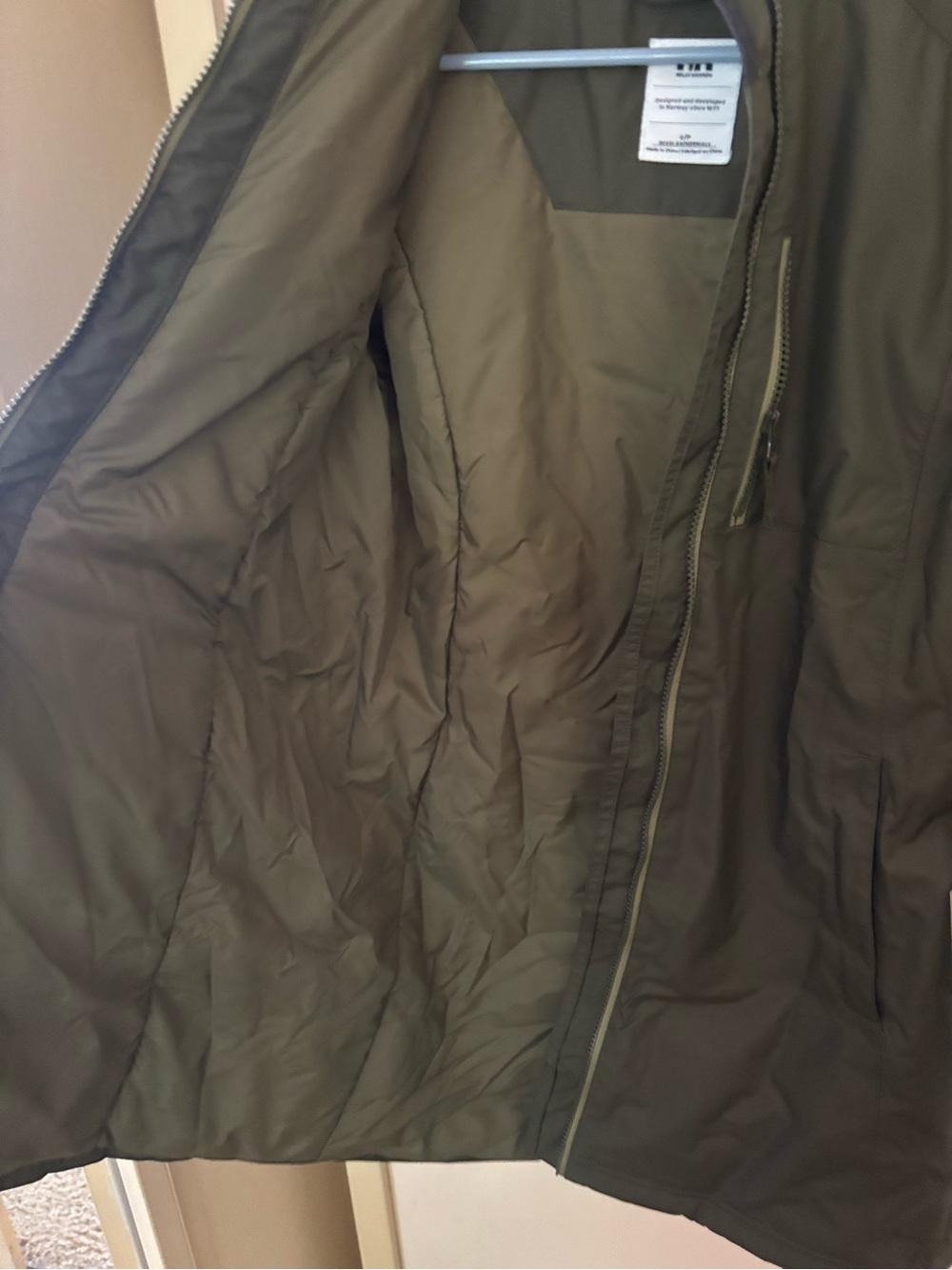 Helly Hansen Insulated Rain Coat - Picture 4 of 7